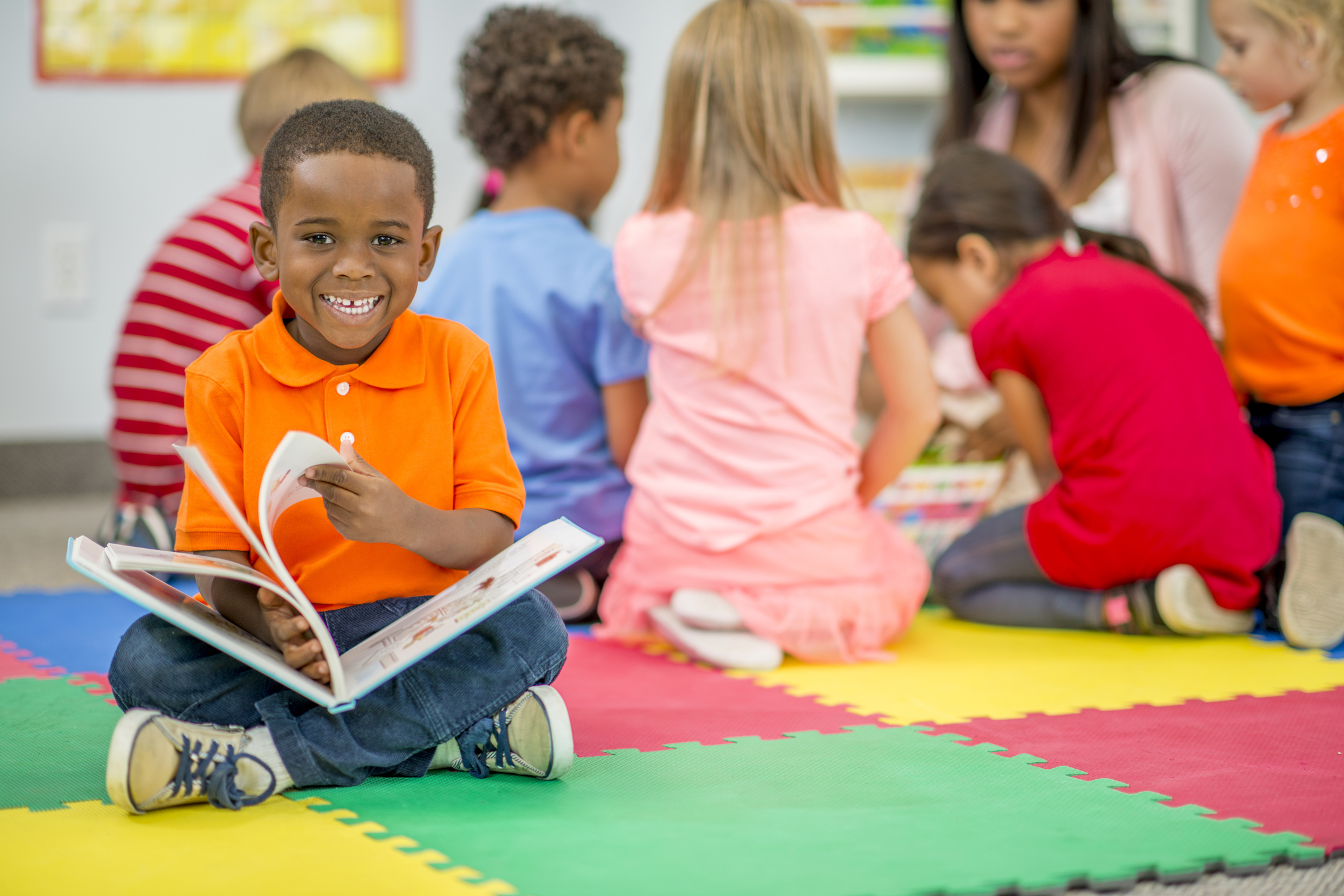 Looking at this picture. African American School Kid. Black Kids African. Американский ребёнок говорит. African American Kids book.