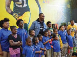 Clinton-Dix posed with the students and gave them each a signed photo.
