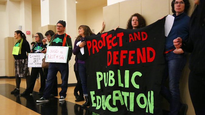 00oakland-web06-master675 Political opposition to charter schools has been growing, both locally and nationally.
