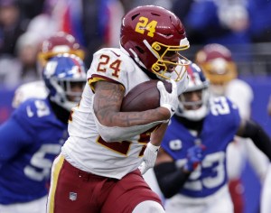 Burgundy and Gold Breakdown: WFT shows NY Giants who the “clown show” is in NFC East