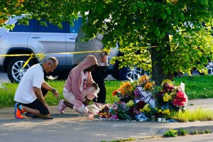 Shoppers, guard among 10 dead in Buffalo supermarket attack