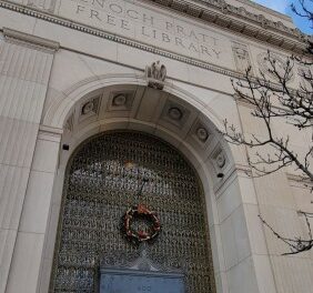 Enoch Pratt Free Library workers call for recognition of employee union