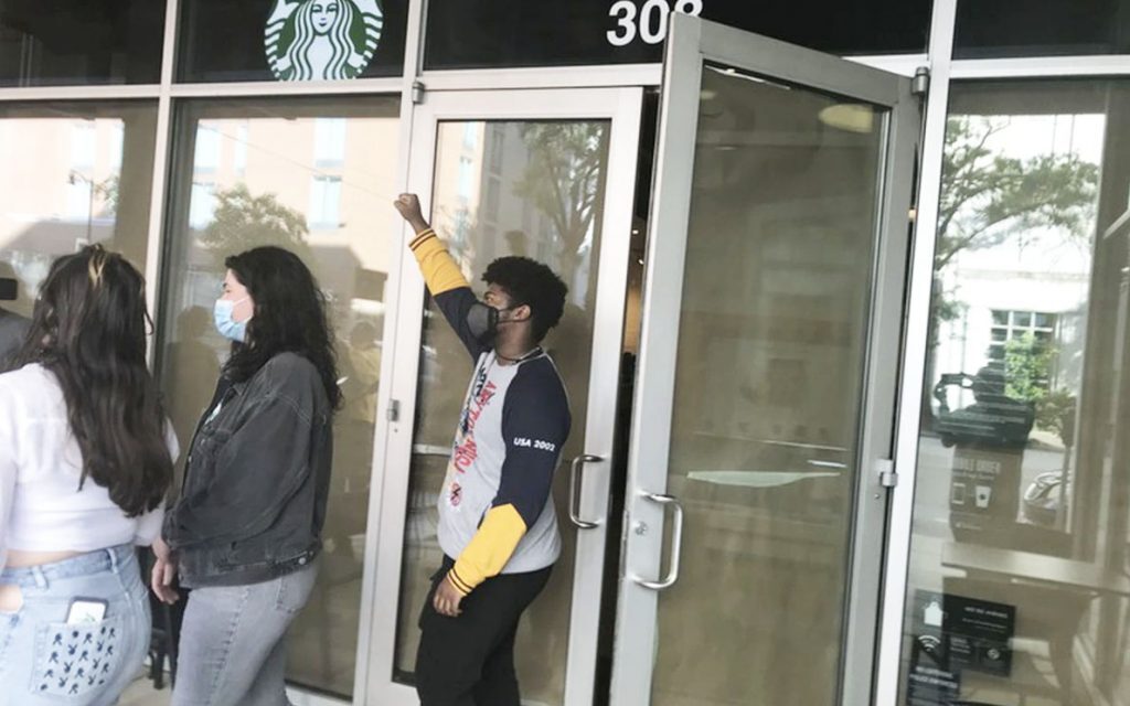 Birmingham Starbucks overwhelmingly votes to unionize; first in Alabama