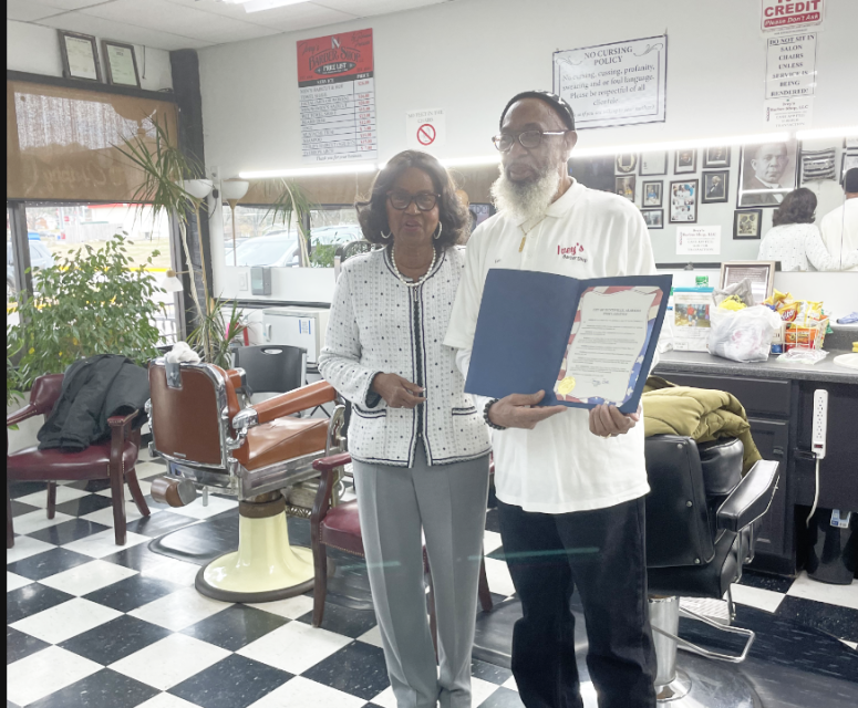 MINISTER LEO ROBINSON, OWNER OF IVEY’S BARBER SHOP, LLC, CELEBRATES HIS 25TH ANNIVERSARY IN BUSINESS