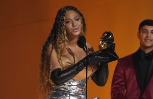 Beyoncé emerges as Grammys queen; Styles wins album honor