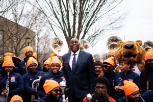 A magical visit: NBA Hall of Famer and Sodexo Chairman Magic Johnson visits Morgan State University