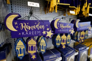 Lanterns and crescents: more retailers court Ramadan buyers