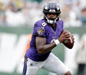 Lamar Jackson quarterbacks a historic deal, commits to five-year extension deal with Baltimore Ravens