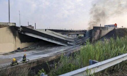 Elevated section of heavily traveled I-95 collapses in Philadelphia