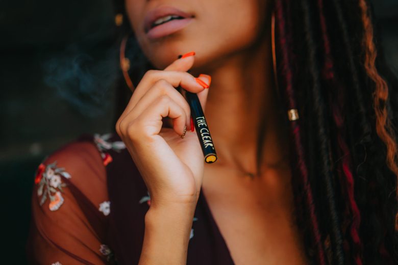 E-cigs are still flooding the U.S., addicting teens with higher nicotine doses