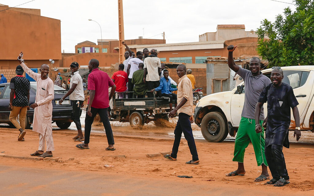 Niger’s junta gains the upper hand over the regional bloc threatening military force, analysts say