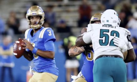 Quarterback Dante Moore makes his debut at UCLA