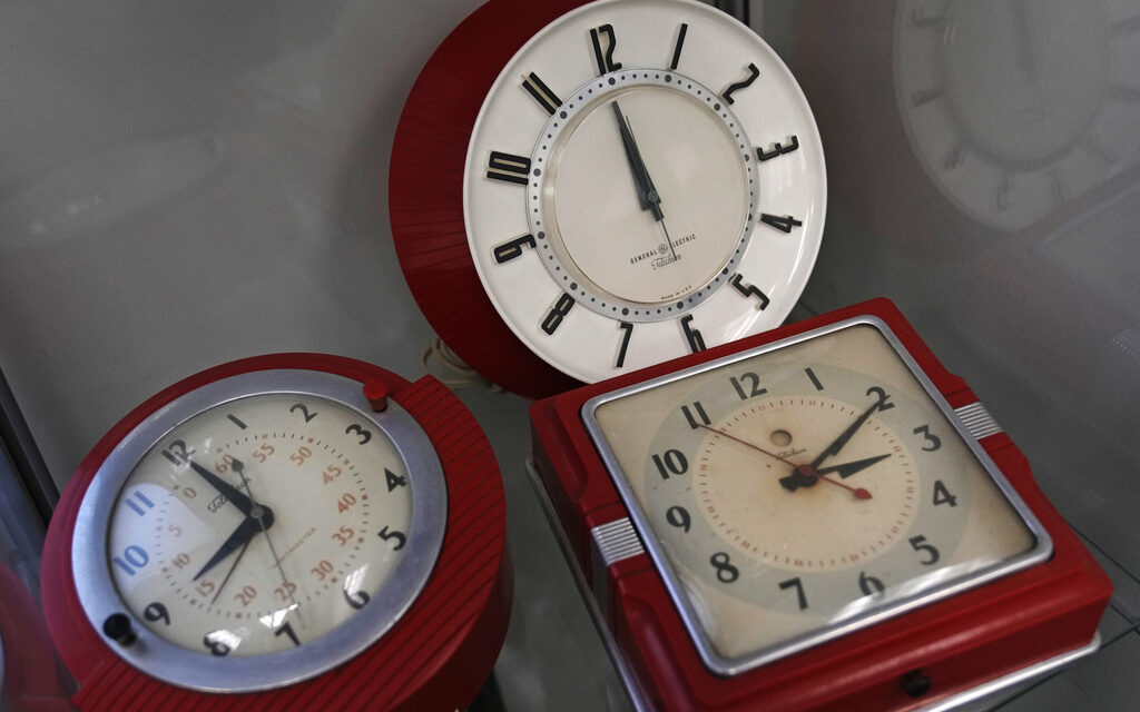 Fall back: How daylight saving time can seriously affect your health