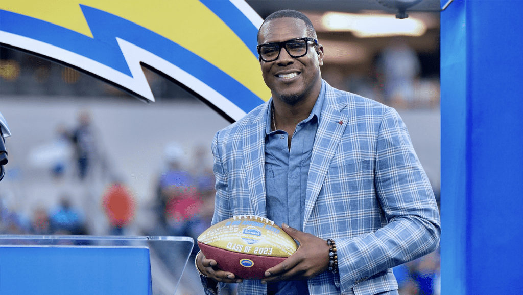 Antonio Gates Honored as Charger Hall of Fame Inductee