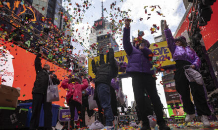 Revelers set to pack into Times Square for annual New Year’s Eve ball drop