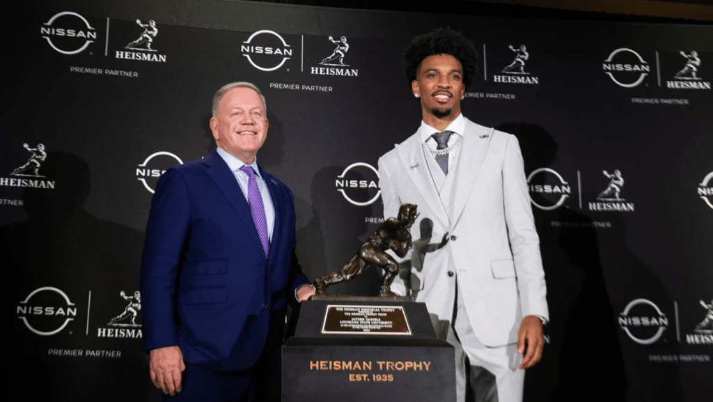 San Bernardino Prepares to Celebrate Cajon High School’s Jayden Daniels After  Heisman Trophy Win