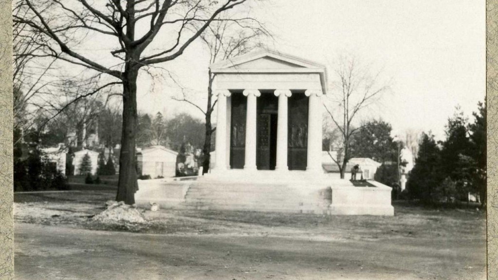 Woodlawn Cemetery Conference brings light to preservation efforts