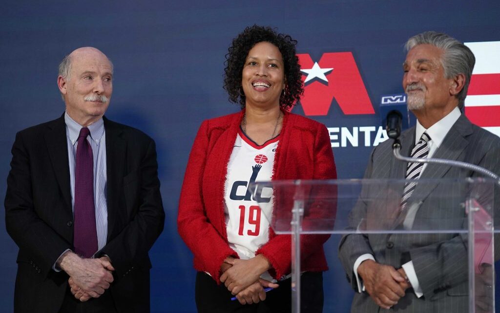 Billionaire owner Ted Leonis and D.C. Mayor Muriel Bowser agree to keep Wizards, Capitals in town for next 25 years