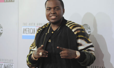 Rapper Sean Kingston and his mother stole more than $1 million through fraud, authorities say