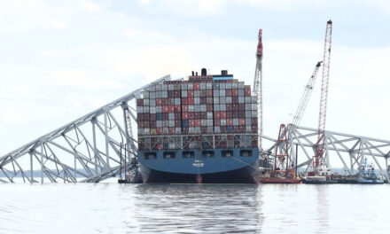 Salvage teams prepare to remove Key Bridge wreckage from Dali