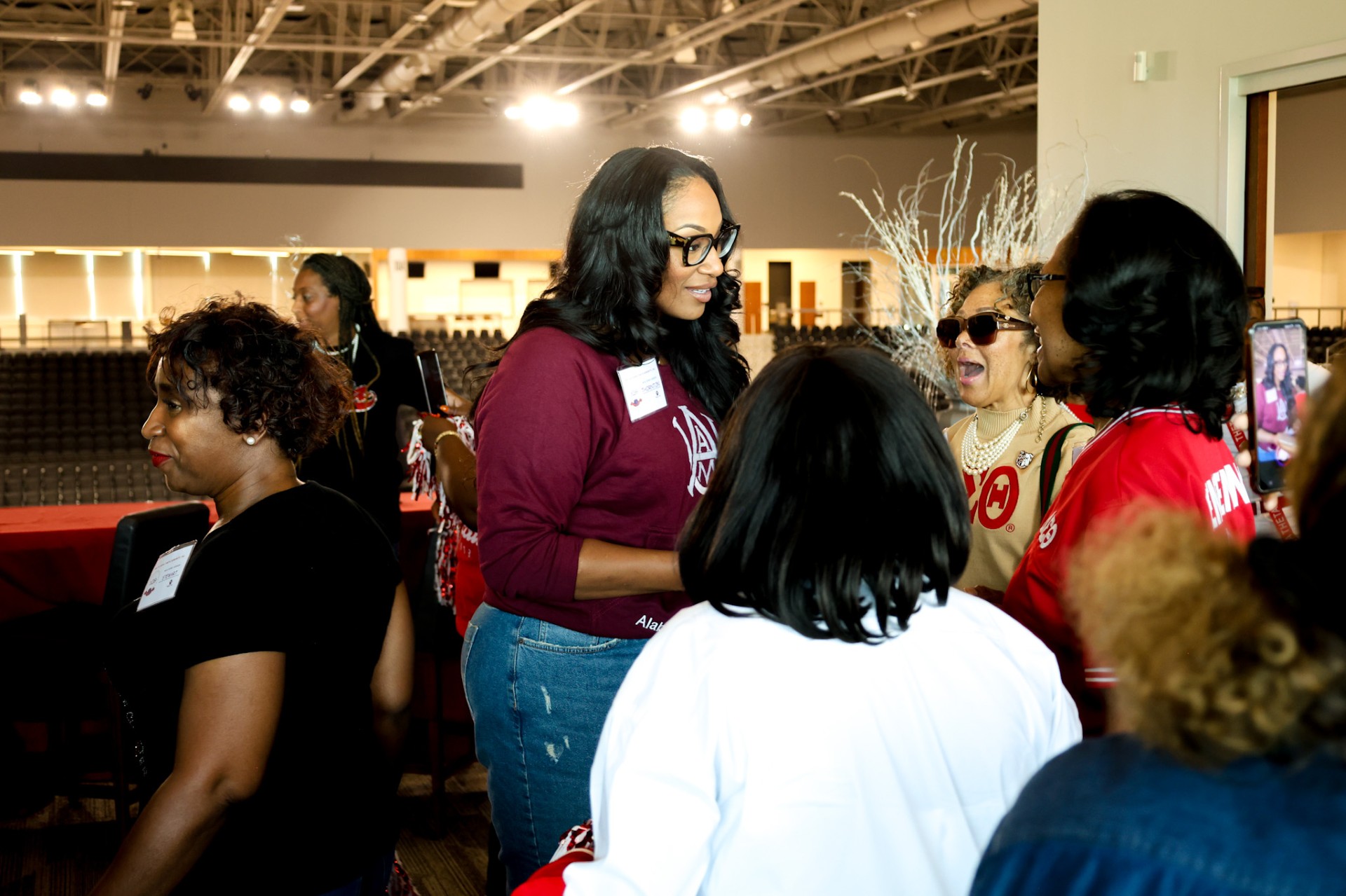 Thornton talks with AAMU Trustee Dr. Elizabeth B. Richardson and HAC President Alexis Toney