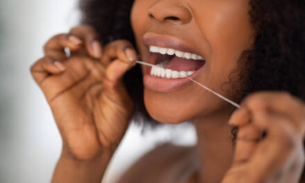 3 Minutes of Flossing Can Save Your Life, Here’s How…