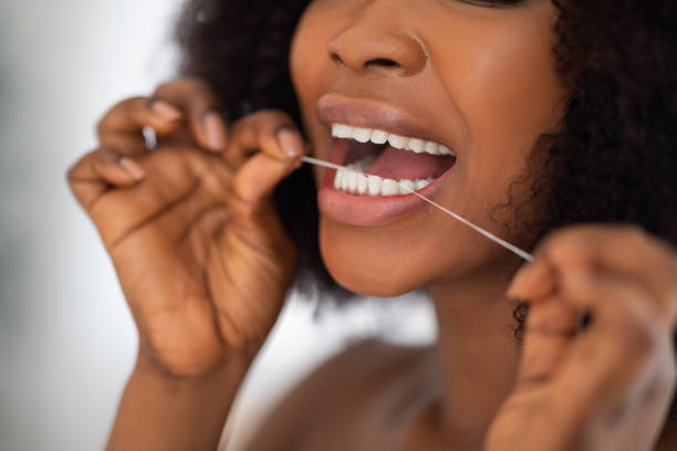 3 Minutes of Flossing Can Save Your Life, Here’s How…