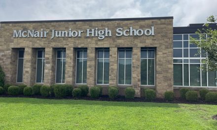 Alabama junior high student arrested after allegedly trying to bring guns to Huntsville school