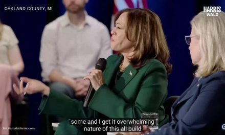 LIVE! Vice President Kamala Harris in Oakland County, Michigan