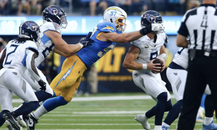 Chargers Extend Streak 27-17 Over Titans