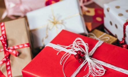 How to spend smarter this holiday season 