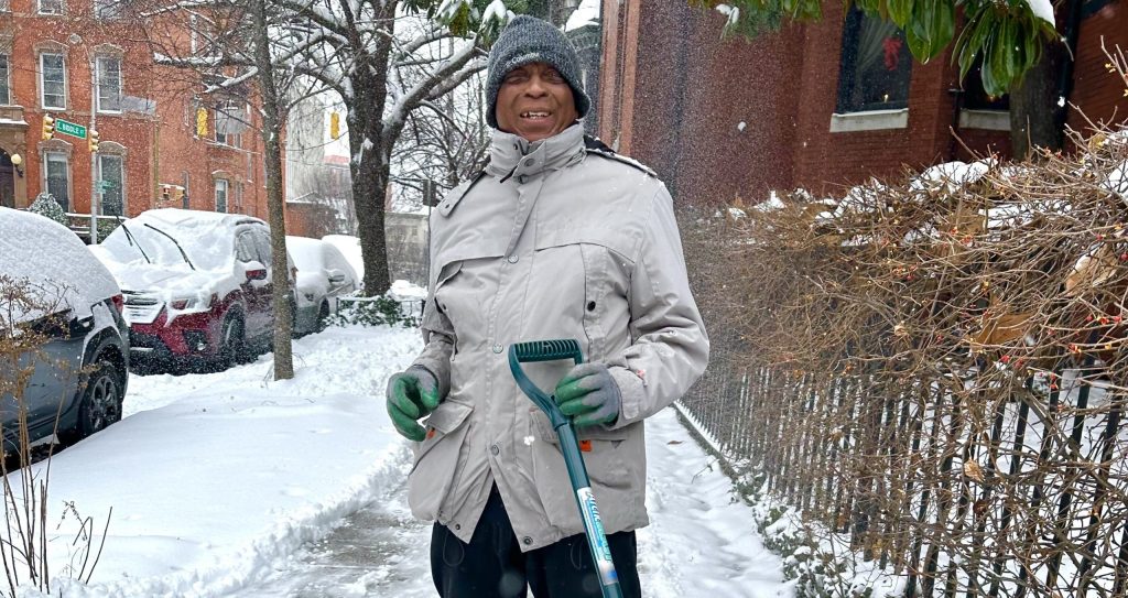 Walking in a Winter wonderland: Baltimoreans dig out of the snow after first storm of the year