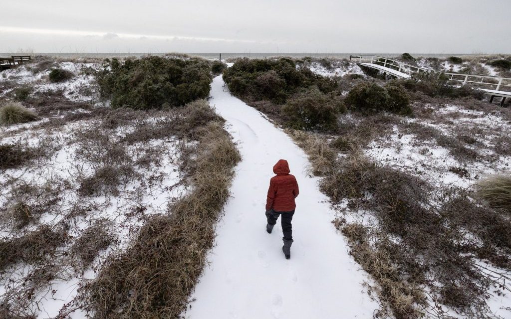 Winter storm that dropped record-breaking snow in New Orleans spreads into Florida and the Carolinas