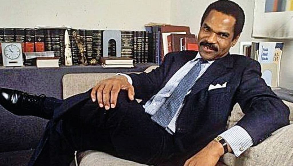 Reginald F. Lewis: The Billion-Dollar Businessman Who Broke Barriers