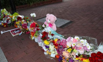 Students at Florida State gather at memorials, prepare to retrieve belongings after deadly shooting