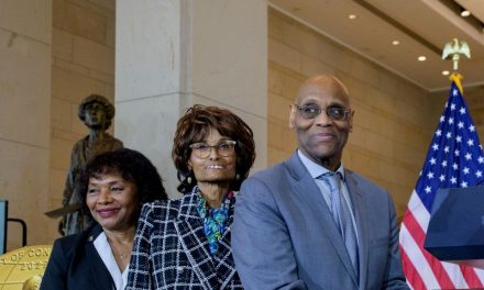 Women of 6888th Central Postal Directory Battalion receive long-overdue Congressional Gold Medal