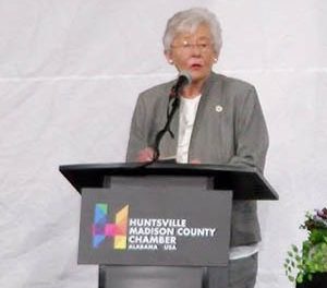 Ivey Urges Lawmakers to Pass School Cell Phone Ban, Public Safety Bills in Final Legislative Days