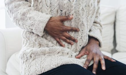 7 Ways to Quickly Soothe Your Stomach Pain