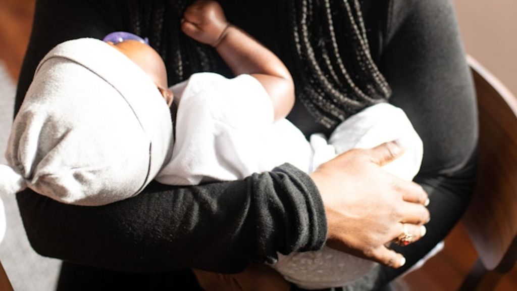 Postpartum tips for moms: Balancing mental and physical wellness