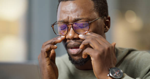 Seeing a Difference? 5 Signs Your UC is Affecting Your Vision