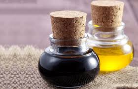 Castor Oil vs Black Castor Oil: Which One Should You Use?