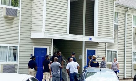 30-year-old man kills 34-year-old woman and then himself at Birmingham motel