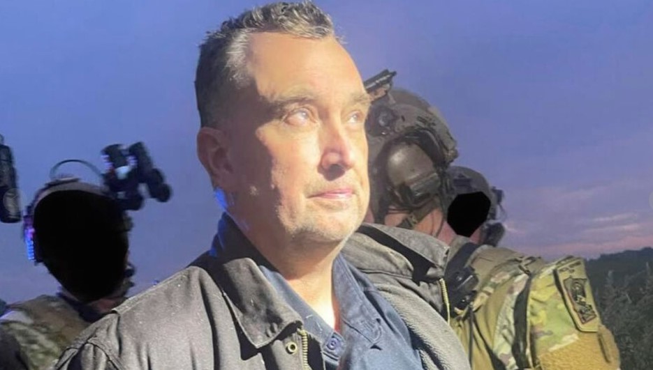 Suspect in shooting of Minnesota state lawmakers surrenders