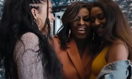 Malia Obama is Dropping Her Last Name, Her Mom Supports the Idea