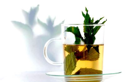12 Herbal Teas That Natural Stop Headaches