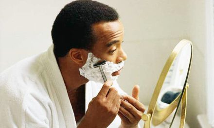 DIY: All-Natural Recipe To Treat Ingrown Hairs