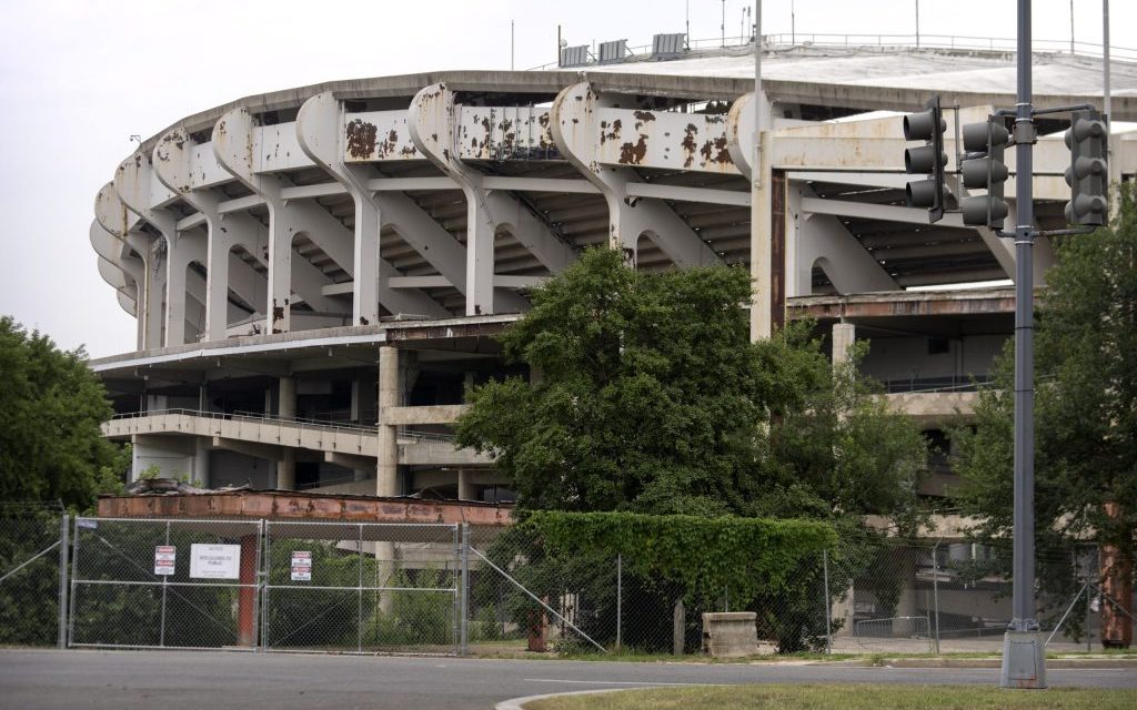  D.C. Council advances Commanders’ stadium deal in first vote