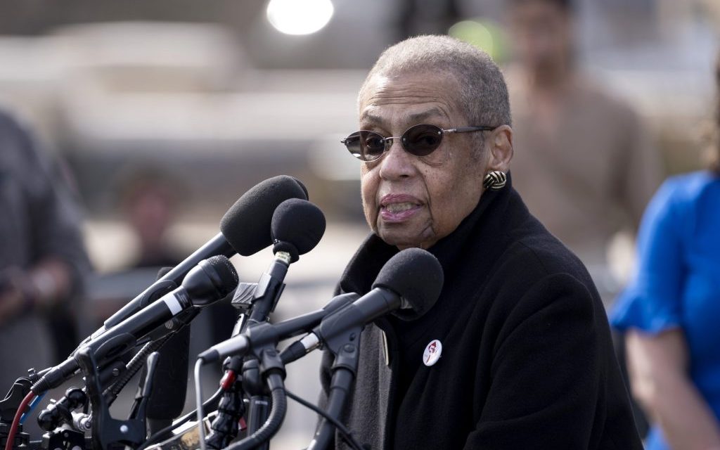 Del. Eleanor Holmes Norton, Rep. Don Beyer to reintroduce bill requiring body cameras for federal police