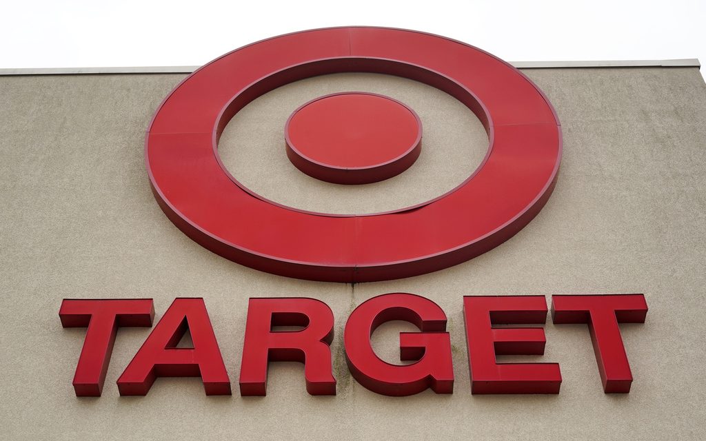 Target CEO to step down amid company struggles