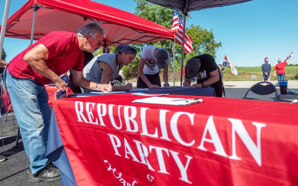 Poll Shows GOP Voters in Alabama Favor Economic Issues Over Culture Wars